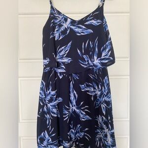 Size 36 , fits like medium